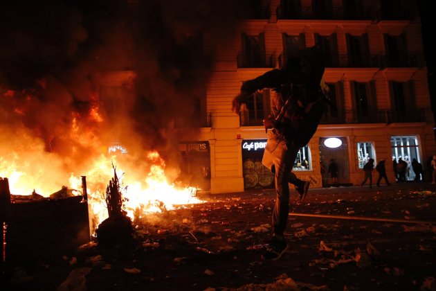 barricadas urquinaona vaga general - Sergi Alcàzar