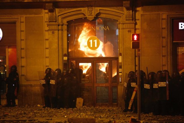 aldarulls plaça urquinaona el nacional sergi alcàzar