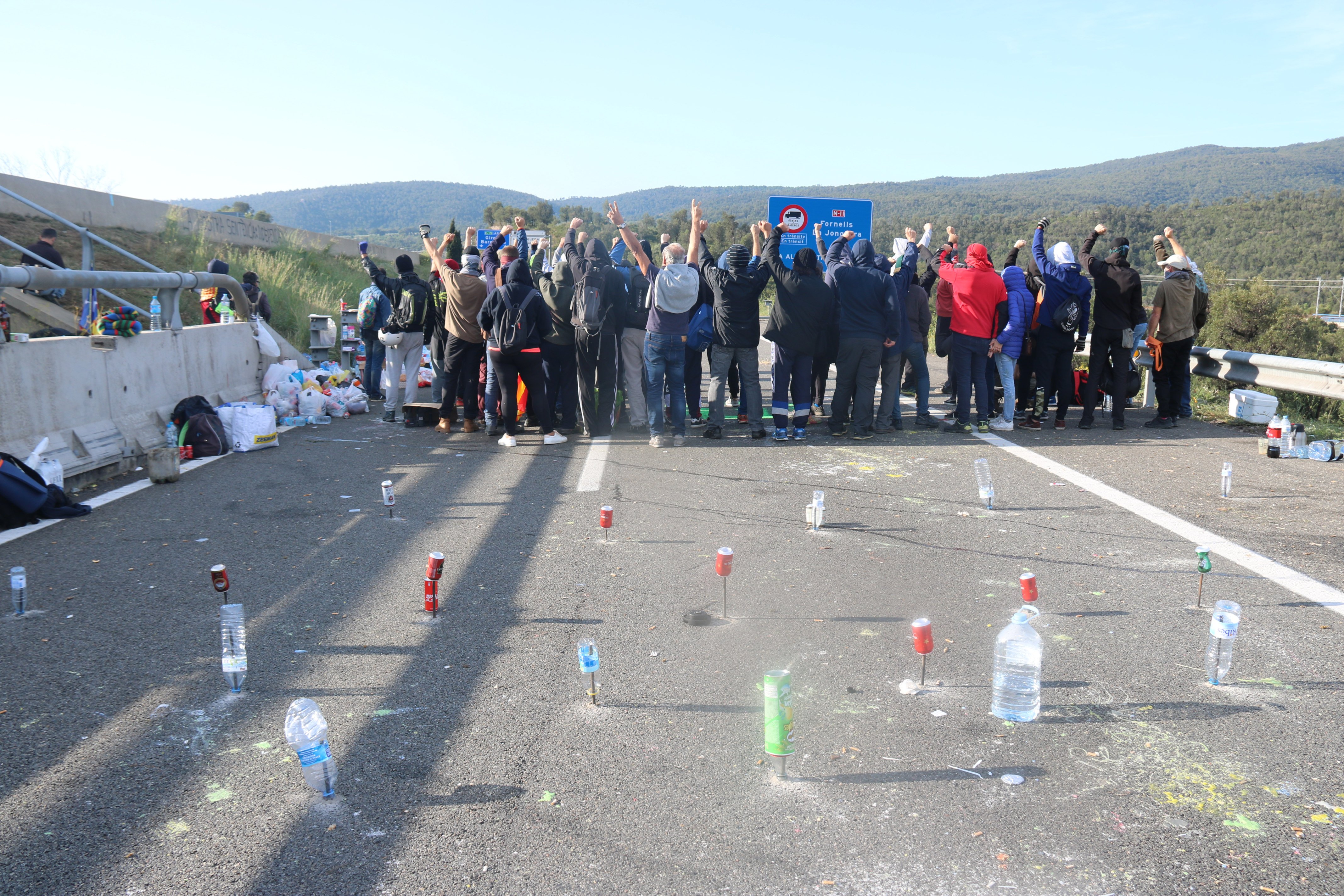 S'acaba el tall a la Jonquera després de 30 hores