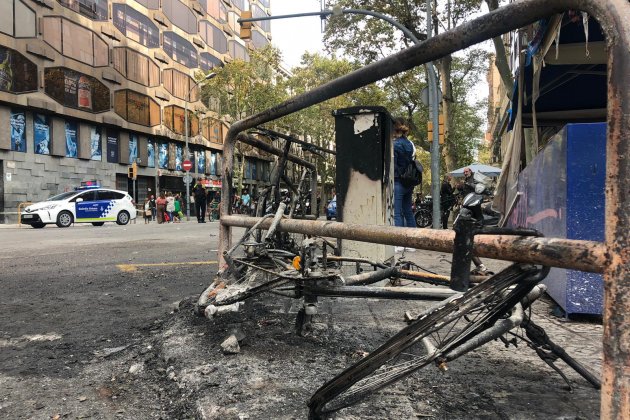 plaça urquinaona post aldarulls - Marina Fernàndez