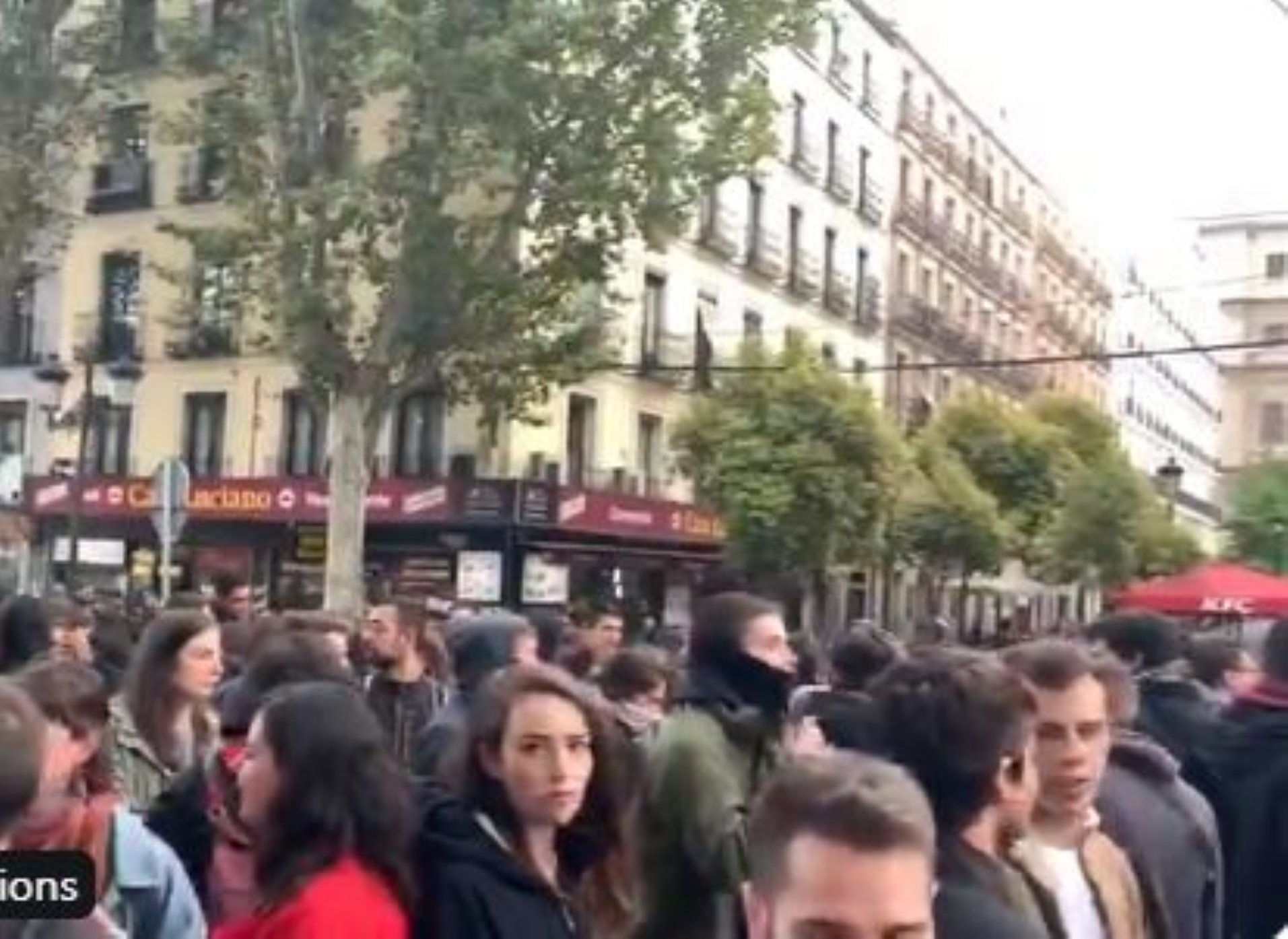 Crits de "premsa espanyola manipuladora" en una manifestació procatalana a Madrid