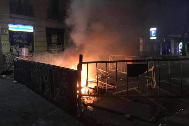 barricada el nacional anton rosa