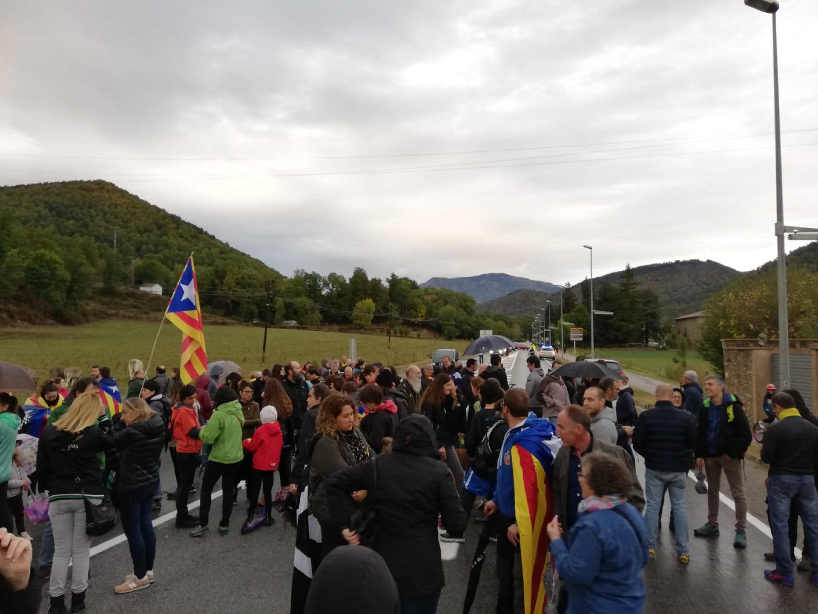 Cortar la frontera en El Pertús, nueva acción de protesta en la jornada de reflexión