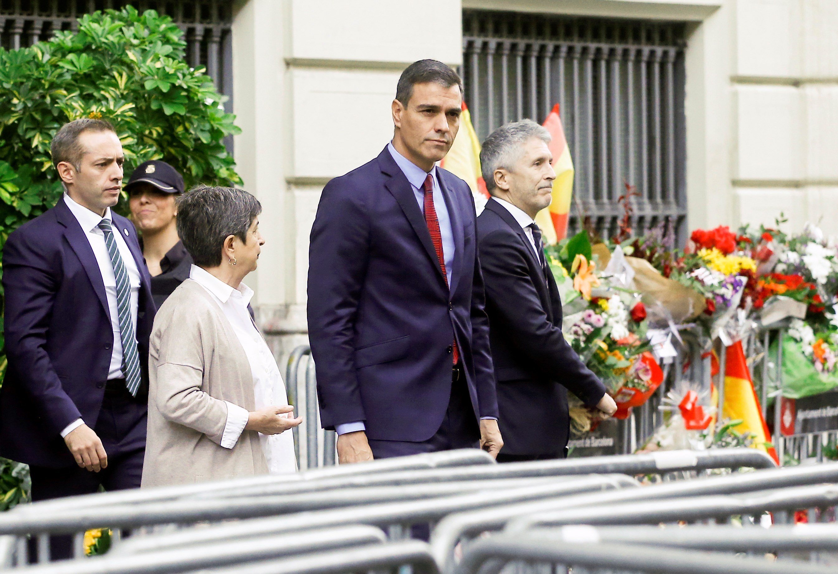 Sánchez roba a Vox la acusación contra Puigdemont en la recta final para el 10-N