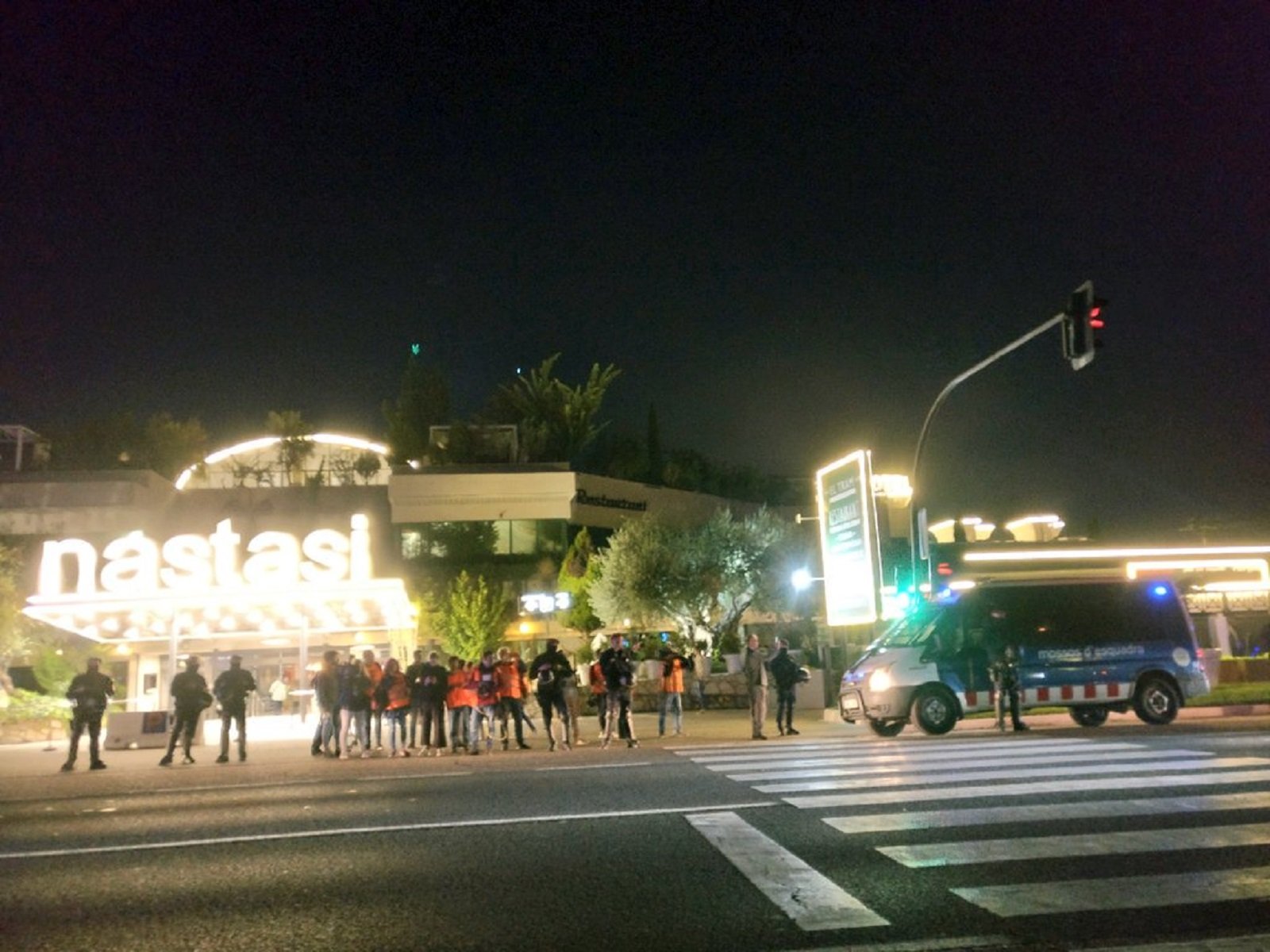 Tensió a Lleida per un acte d'Ortega Smith en un restaurant