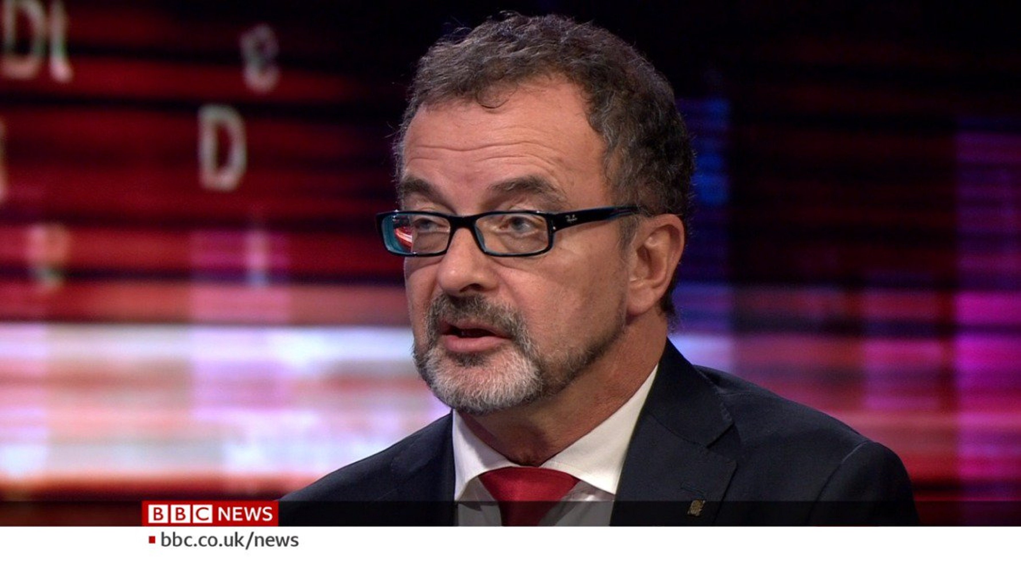 Bosch reivindica en la BBC un segundo referéndum en Catalunya