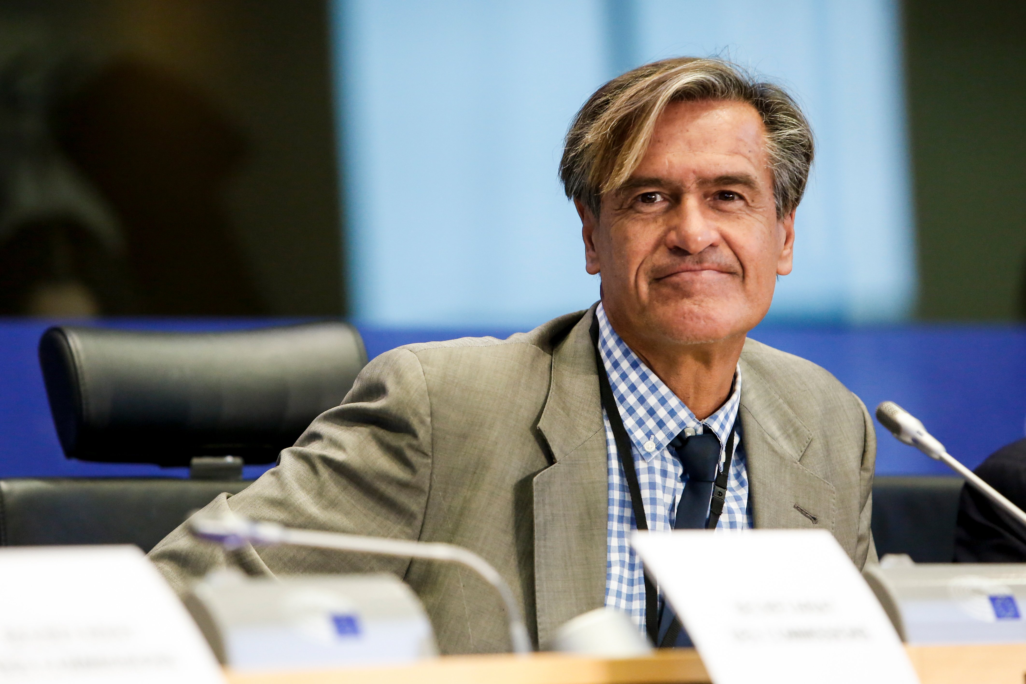 Disputa entre eurodiputados y López Aguilar por coartar un debate sobre la sentencia