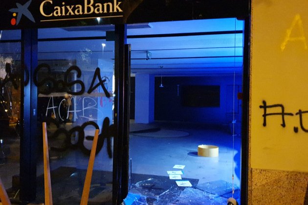 Oficina CaixaBank saqueada sentencia - Carlota Sierra