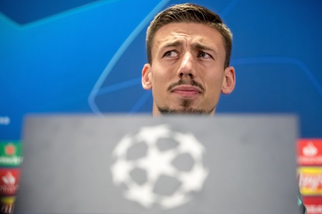 Lenglet cara rara Barca Previa Champions Praga EFE