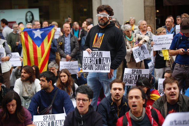 Manifestació prefectura policia Via Laietana 7   Sergi Alcàzar