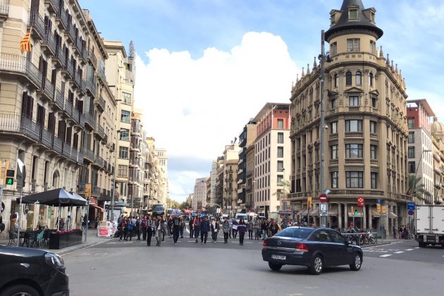 Estudants Gran Via   Carlota Camps