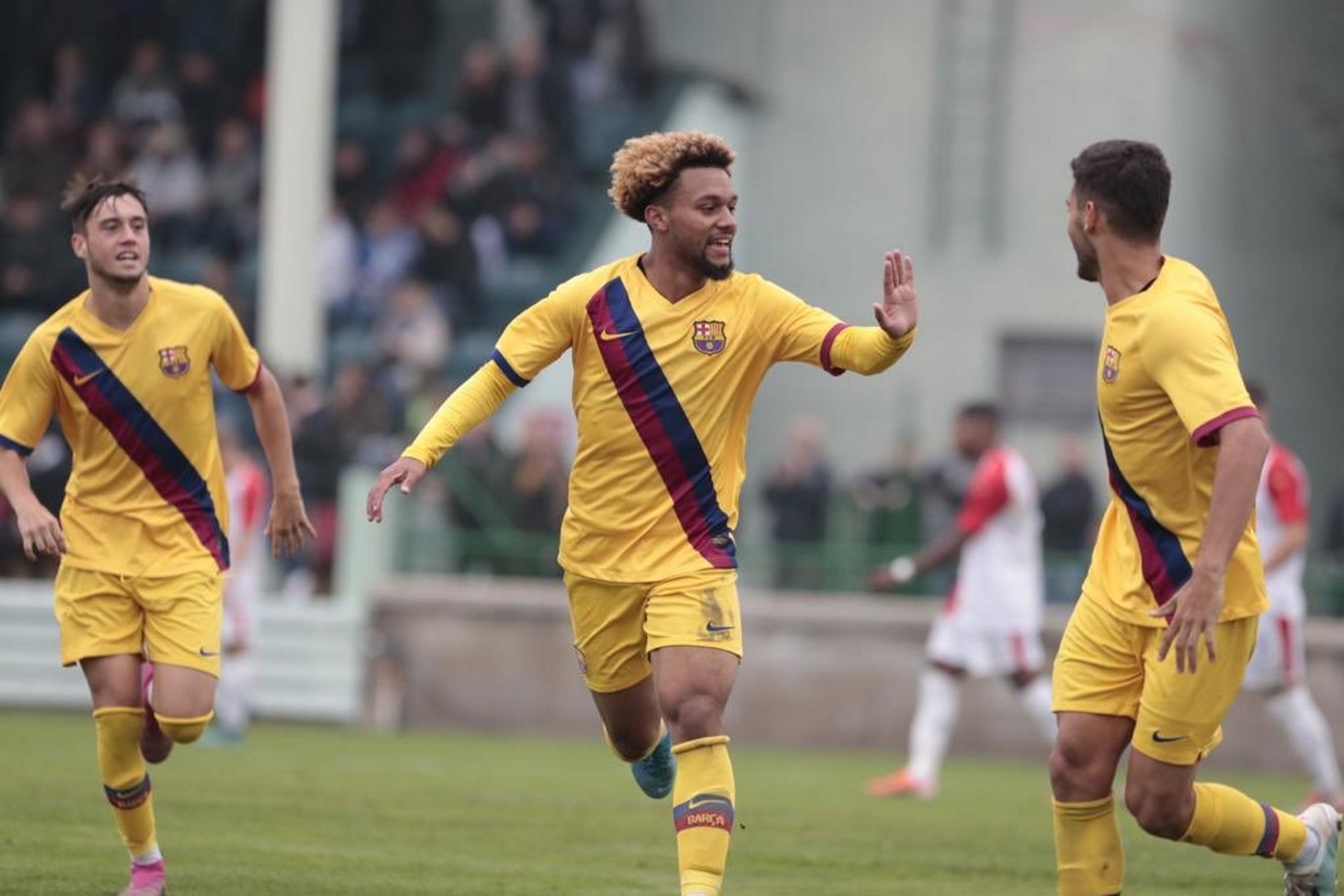 El Barça cambia su cara en Europa (0-4)