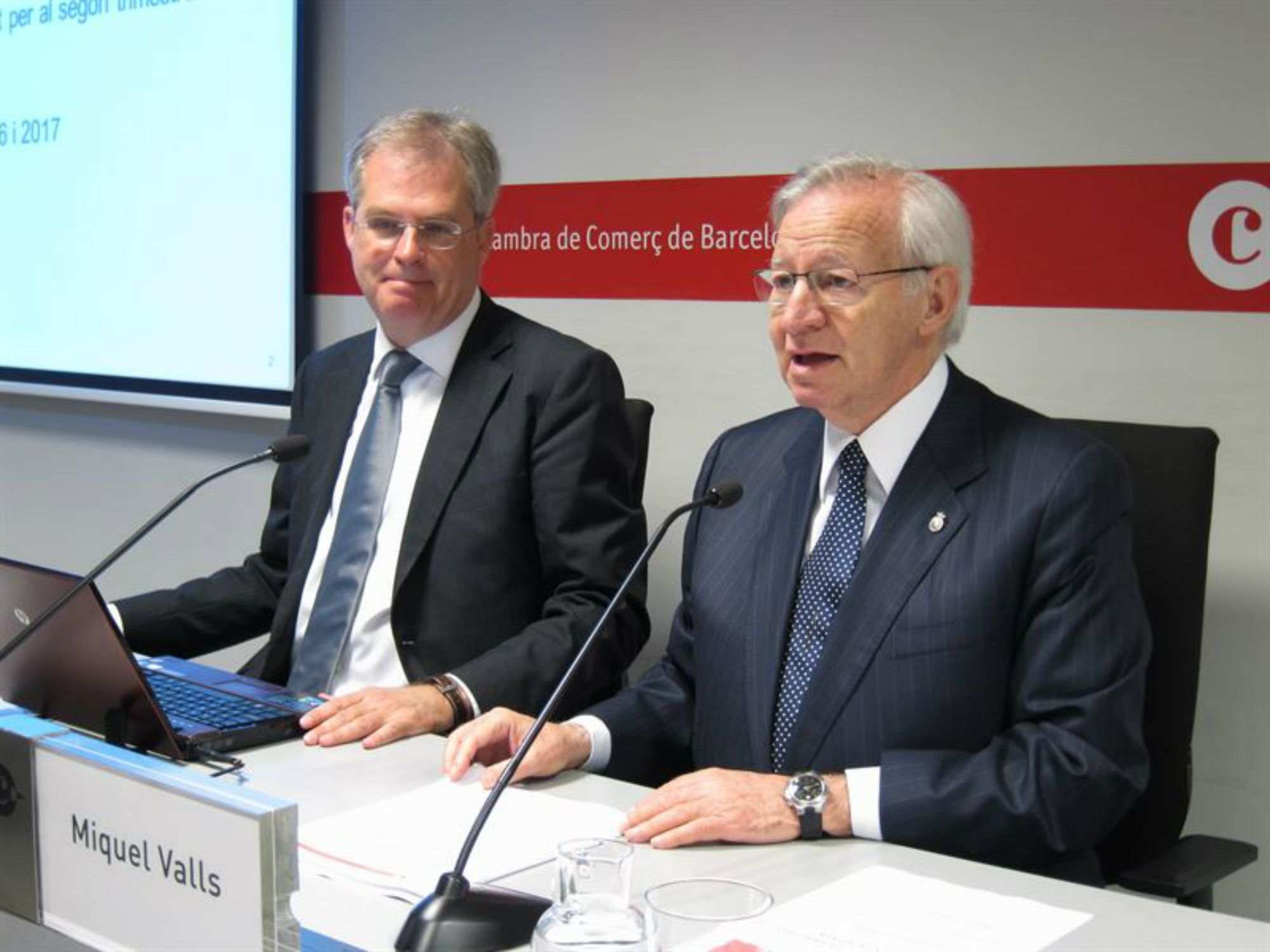 La Cambra de Comerç pide un "cambio institucional"para garantizar el financiamento