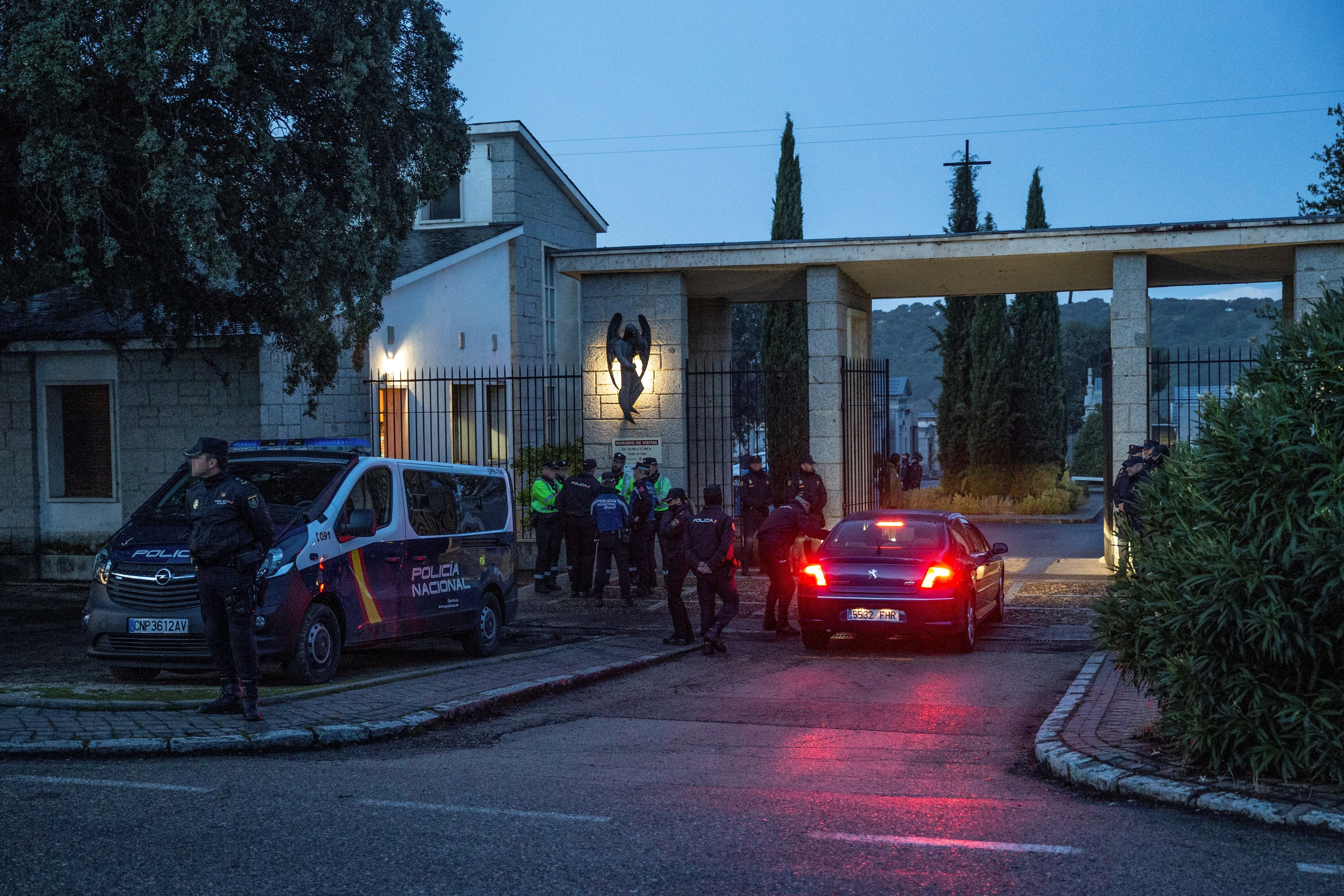 VÍDEO | Sigue en directo la exhumación de Franco