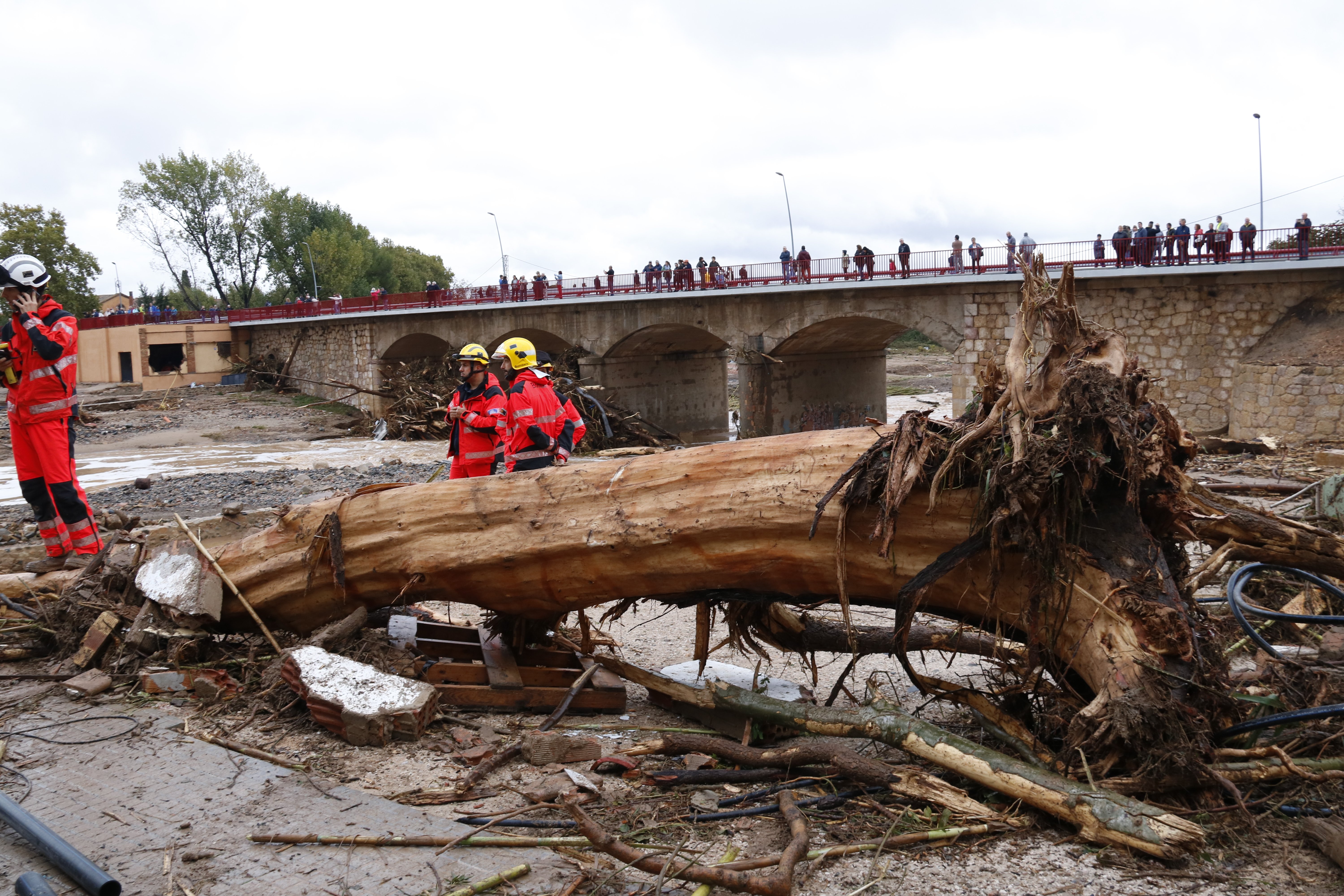 bomberos desaparecidos gota fría aguaceros - acn