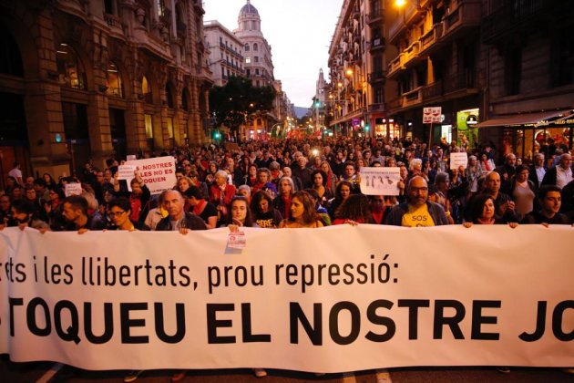 ELNACIONAL manifestacio contra repressio policial - sergi alcazar