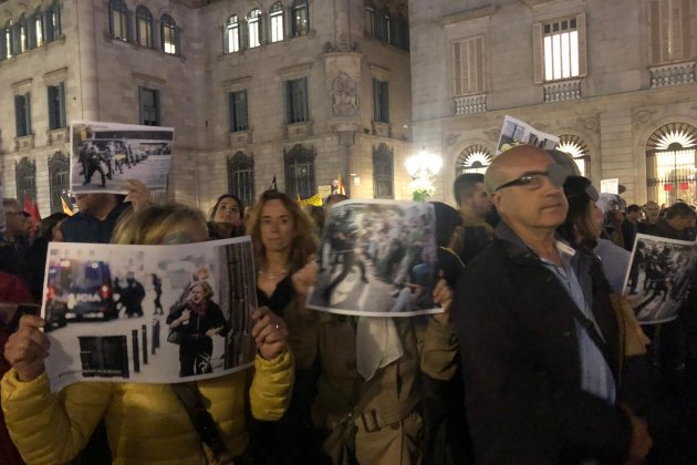 mani sant jaume violencia policial - marina fernandez