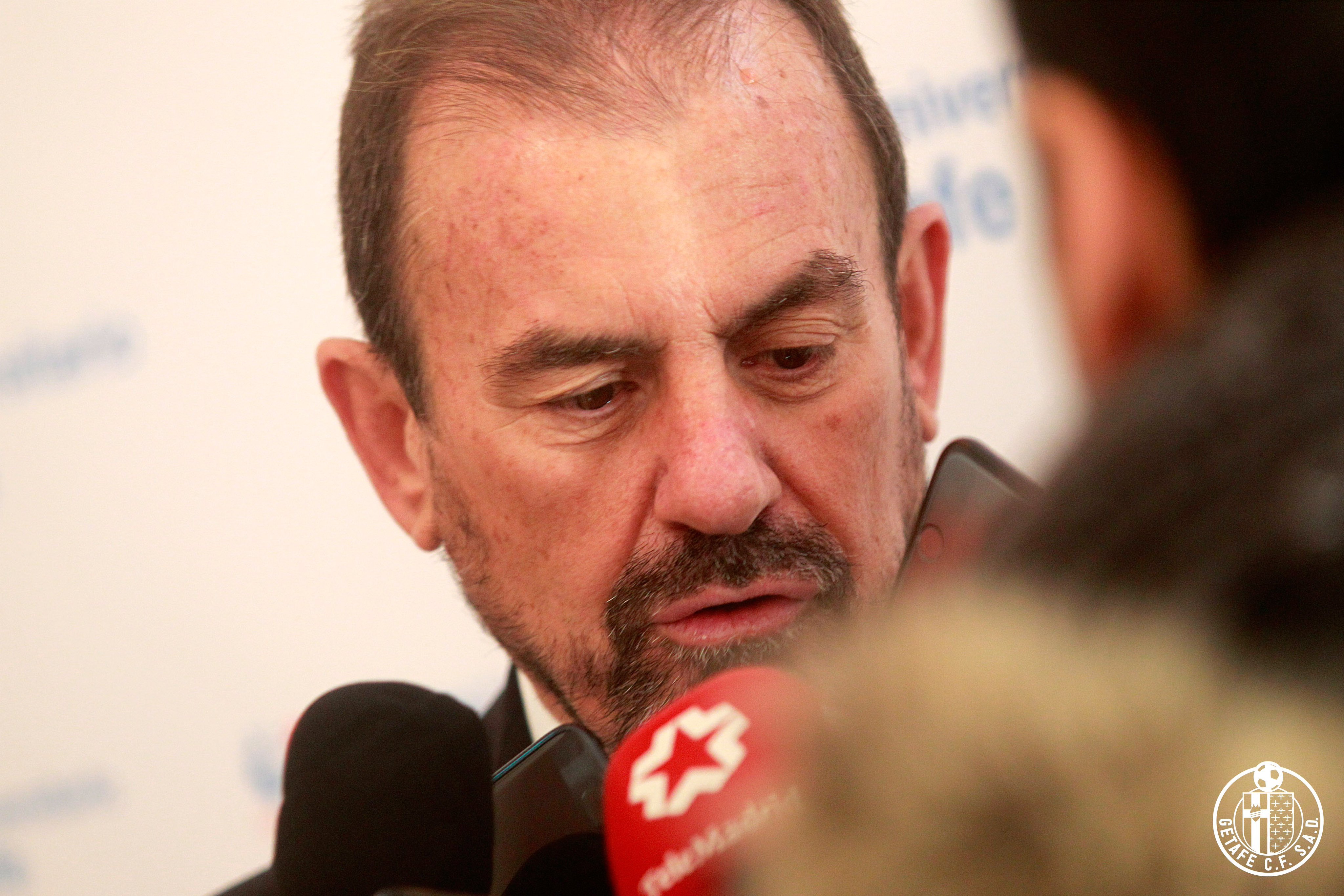 El presidente del Getafe tiene la solución del conflicto catalán: "Diálogo, y si no, mano dura"