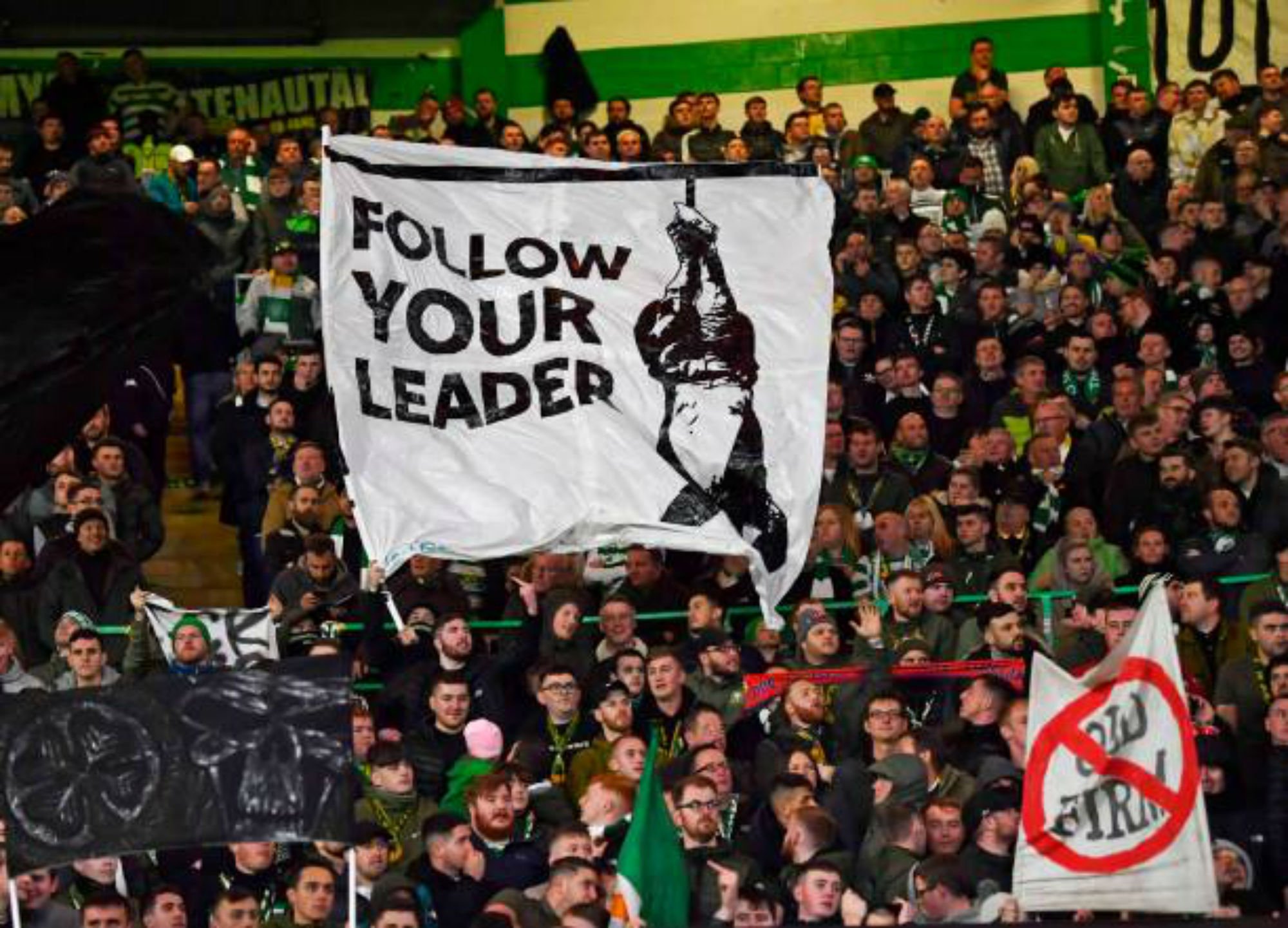 Nazis del Lazio fan la salutació feixista a Glasgow i el Celtic respon de manera brillant
