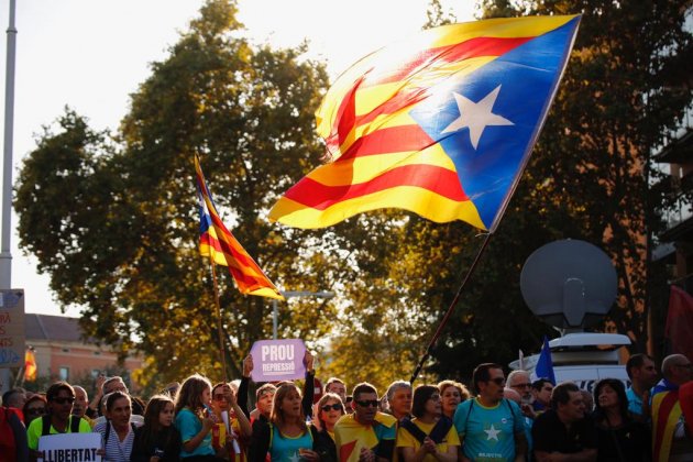 EL NACIONAL manifestació 26 O   Sergi Alcàzar