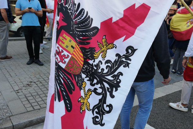 bandera franquista artos - marco gonzalez