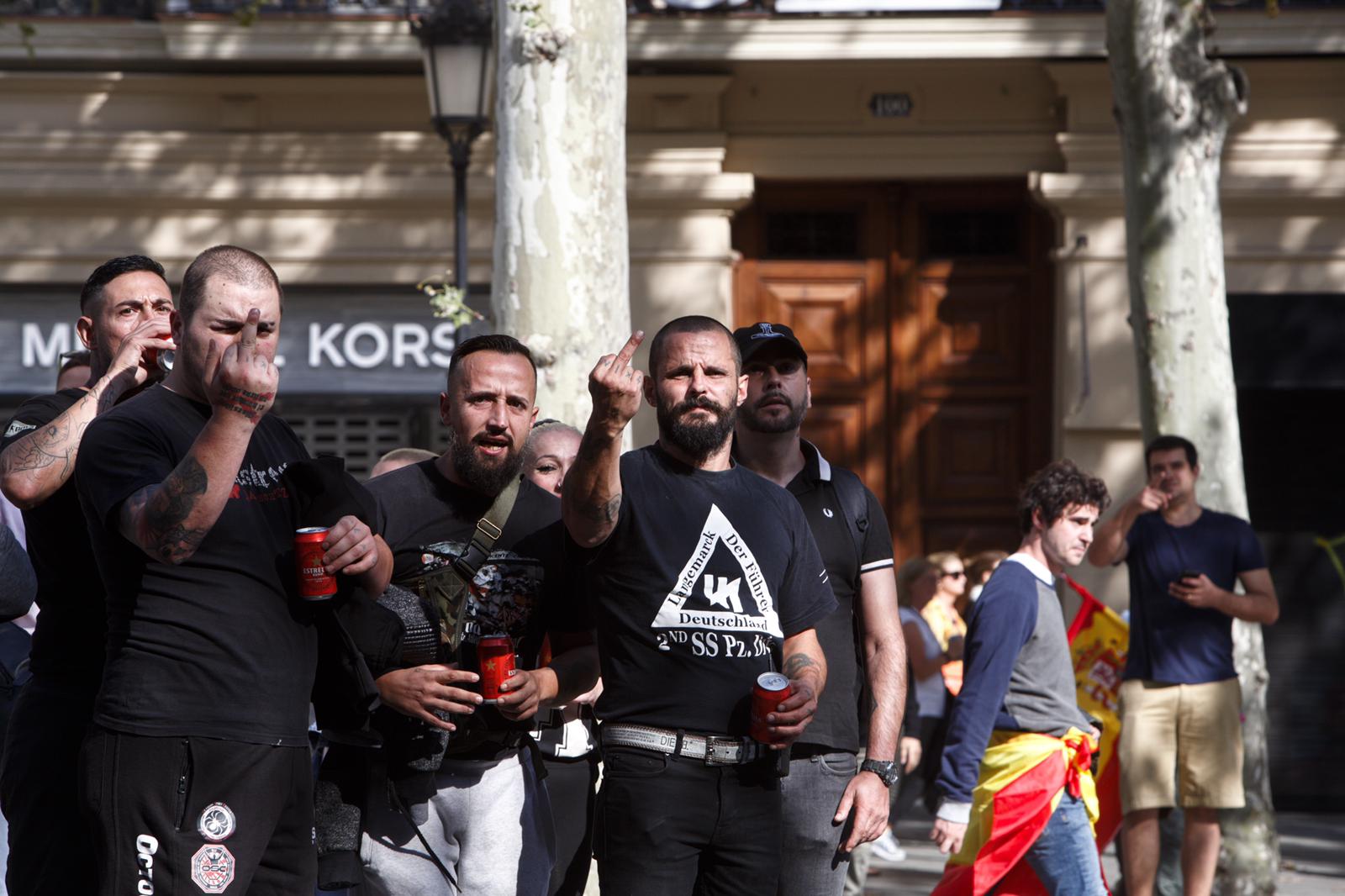 ELNACIONAL ultras neonazis españoles manifestación 27 O Mireia Comas
