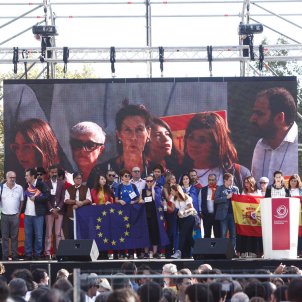 ELNACIONAL manifestació unionista 27 O espanyolista Mireia Comas (3)