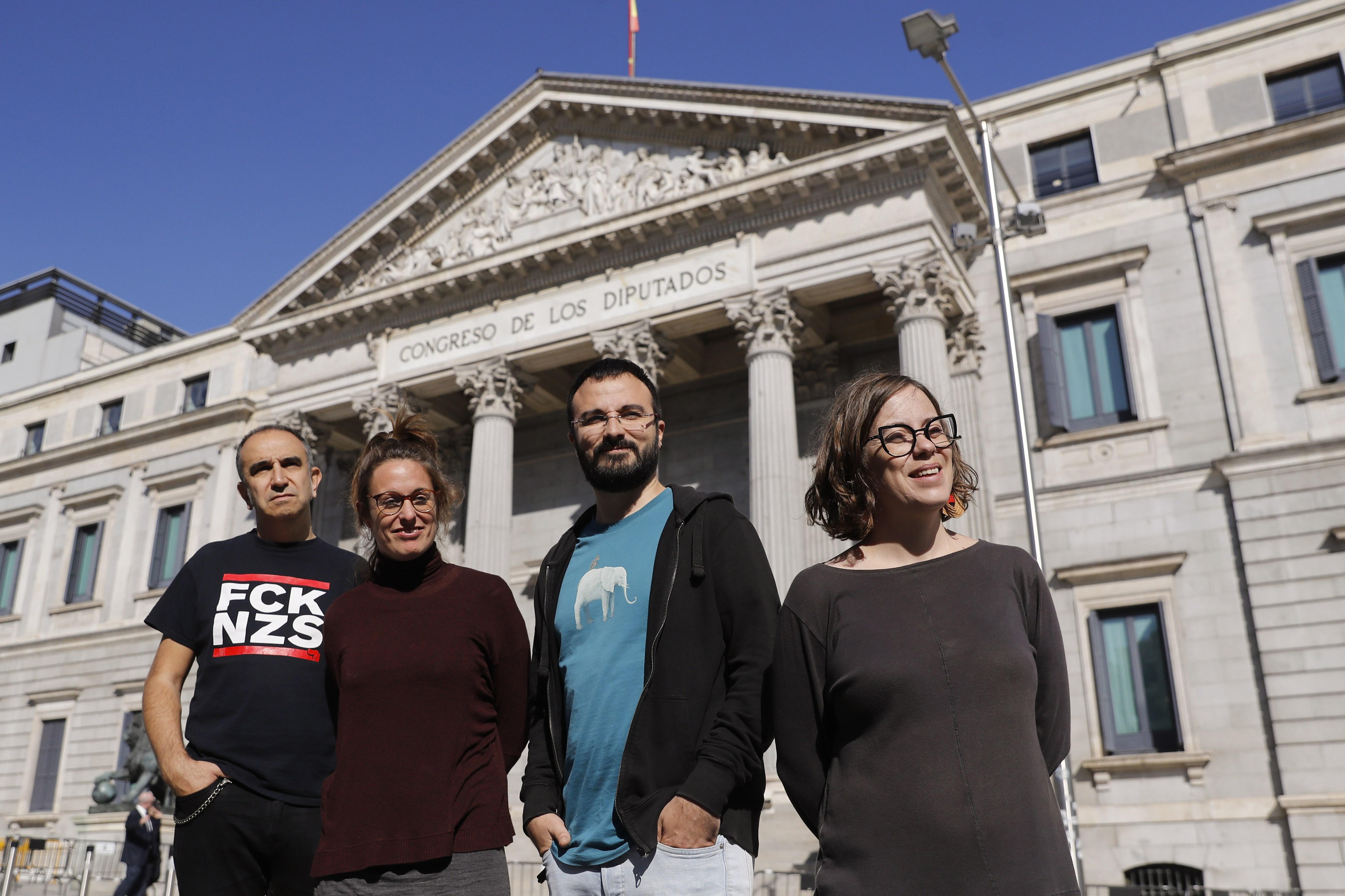 La CUP avisa des de Madrid que ells no regalaran vots al PSOE "a canvi de res"