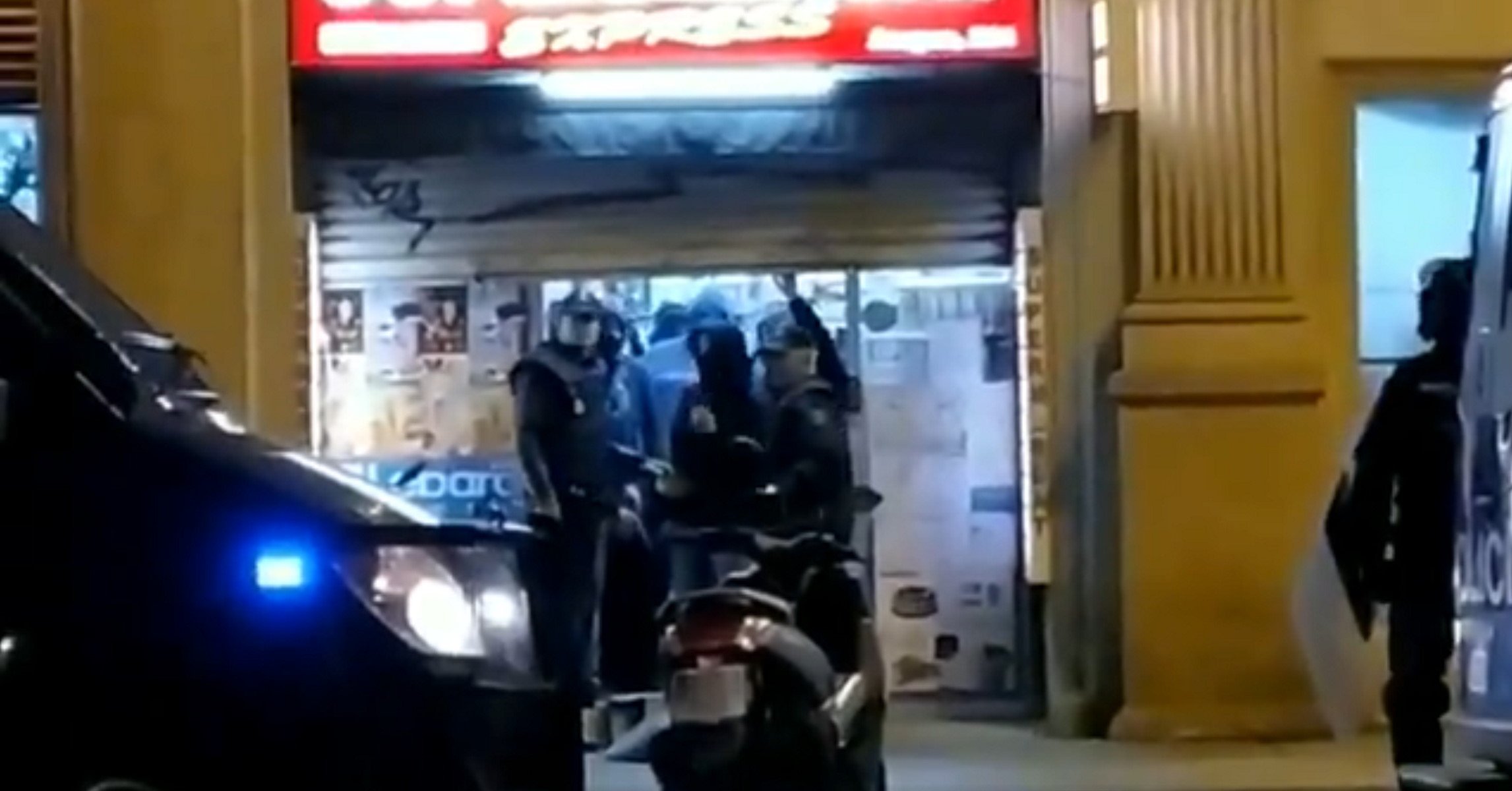 Undercover Spanish police, a CDR protest and a Barcelona supermarket