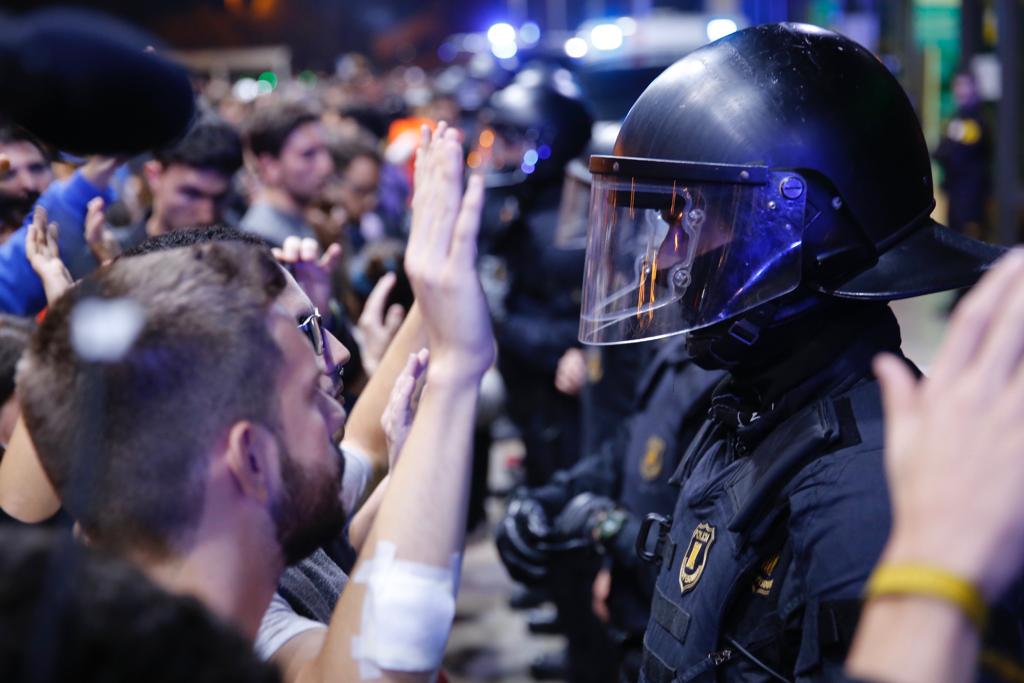 'Le Monde' analiza por qué la crisis catalana está bloqueada