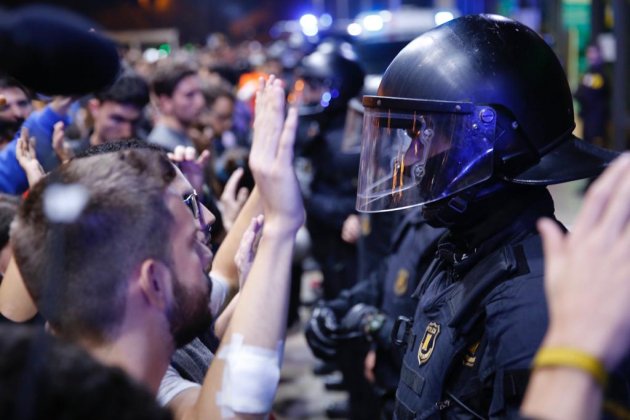 EL NACIONAL mossos brimo estacio sants manifestacio cdr - sergi alcazar