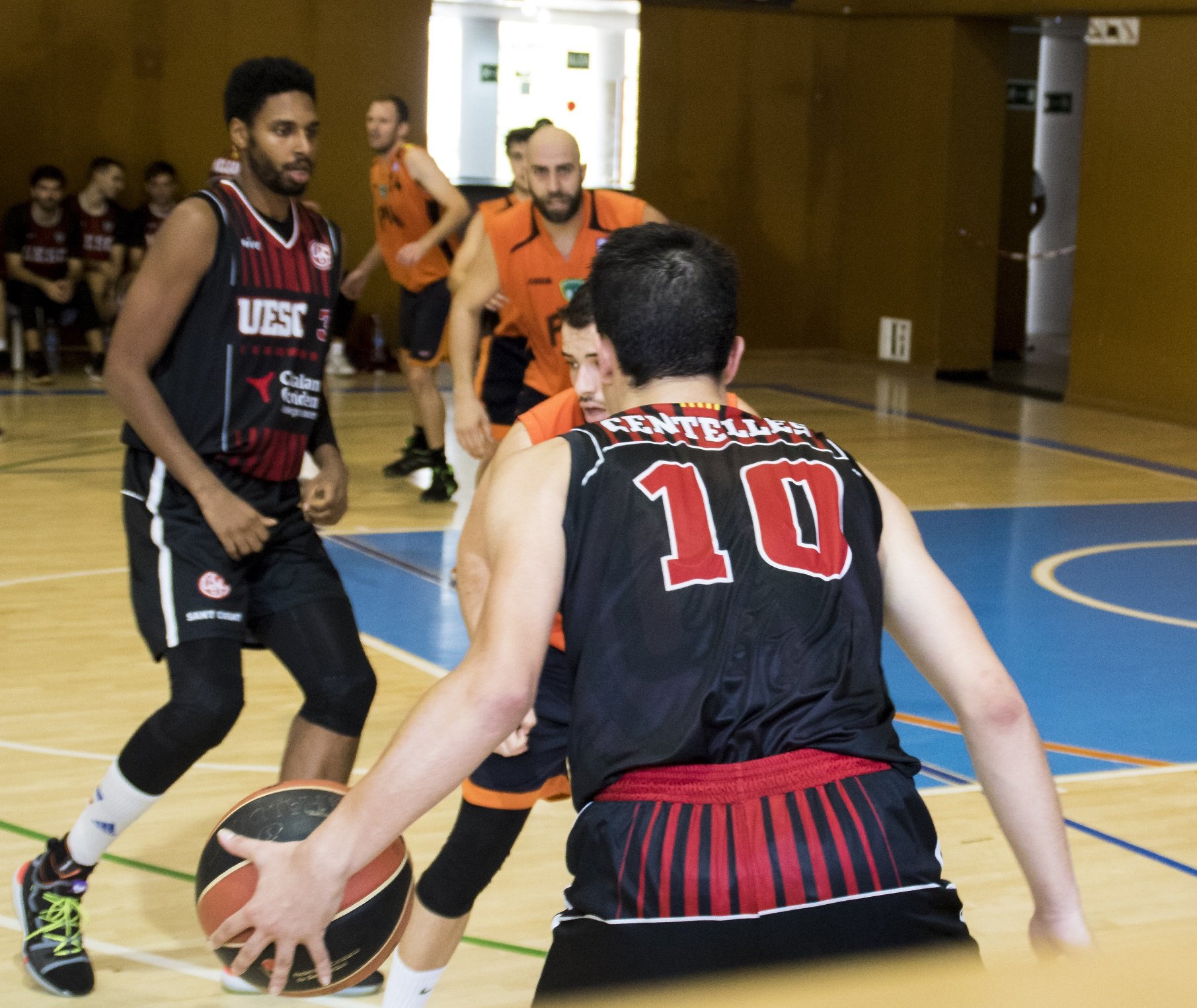 La UE Sant Cugat, el CB Artés i el Vive El Masnou, únics equips invictes a Copa Catalunya