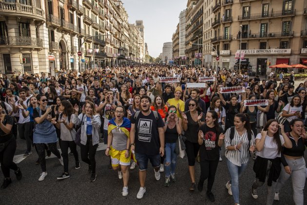 Tsunami Democratic estudiants univesitaris Manifestació - Sergi Alcàzar