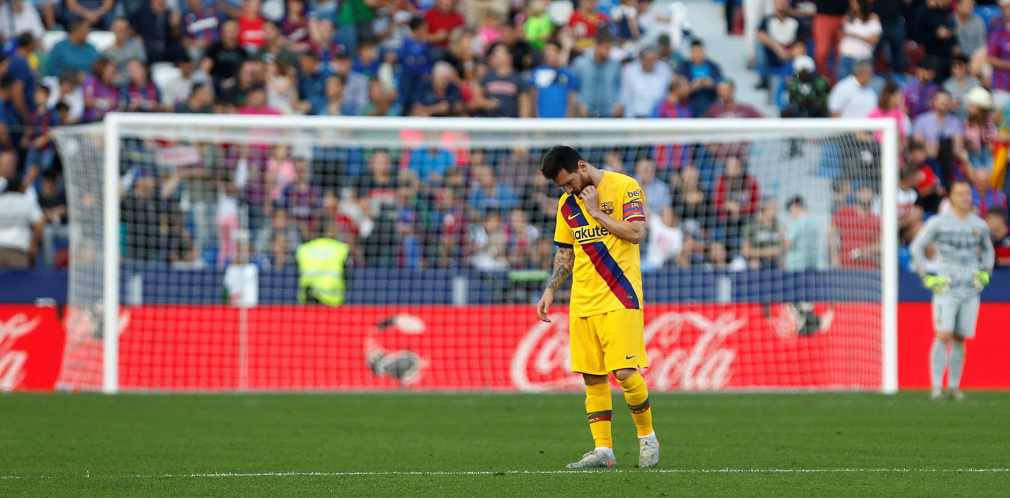 Portades que posen pals a les rodes a Messi