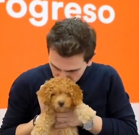 Albert Rivera perrito Lucas Ciudadanos