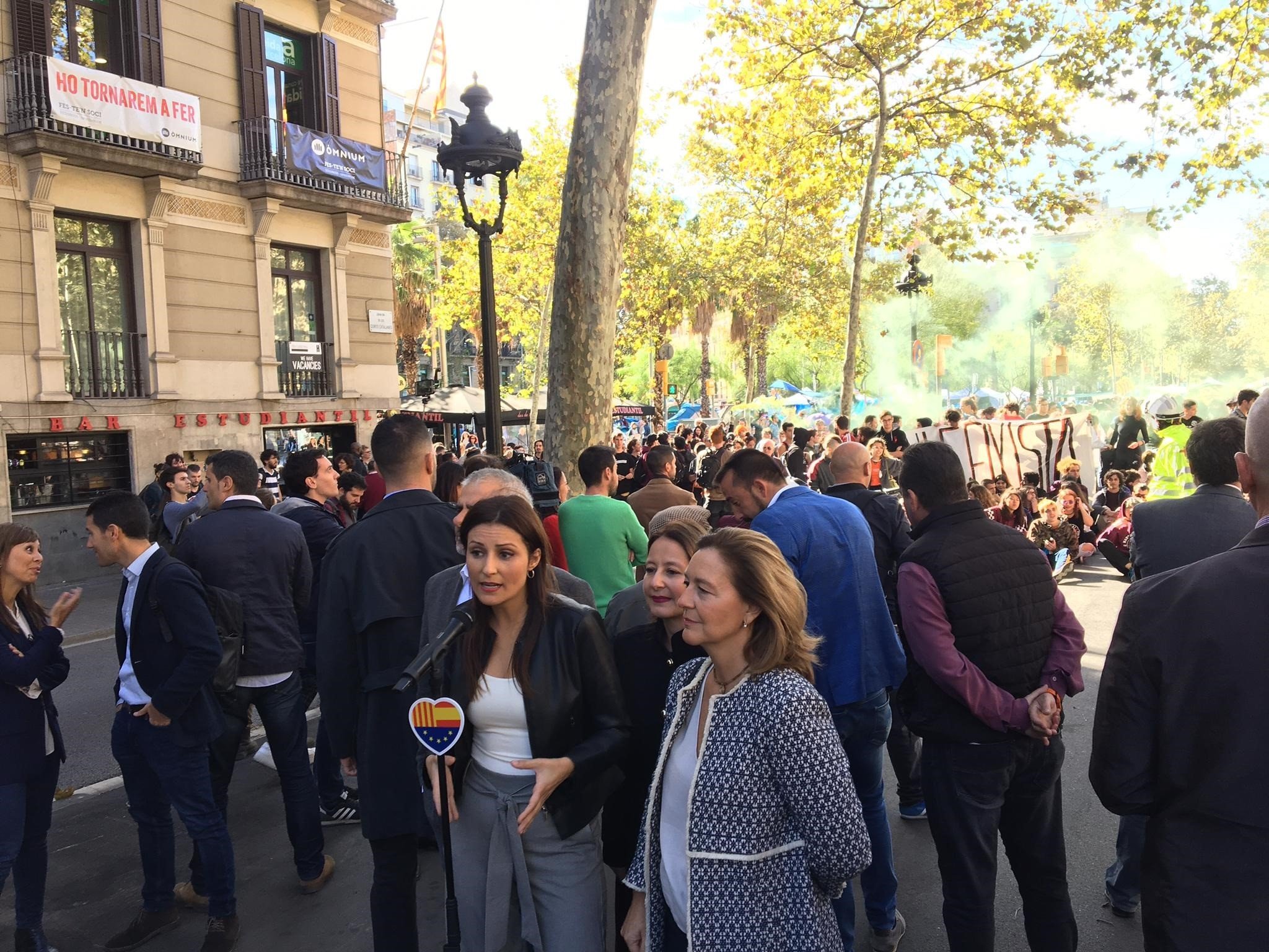 Cs porta a la JEC l'acampada de plaça Universitat