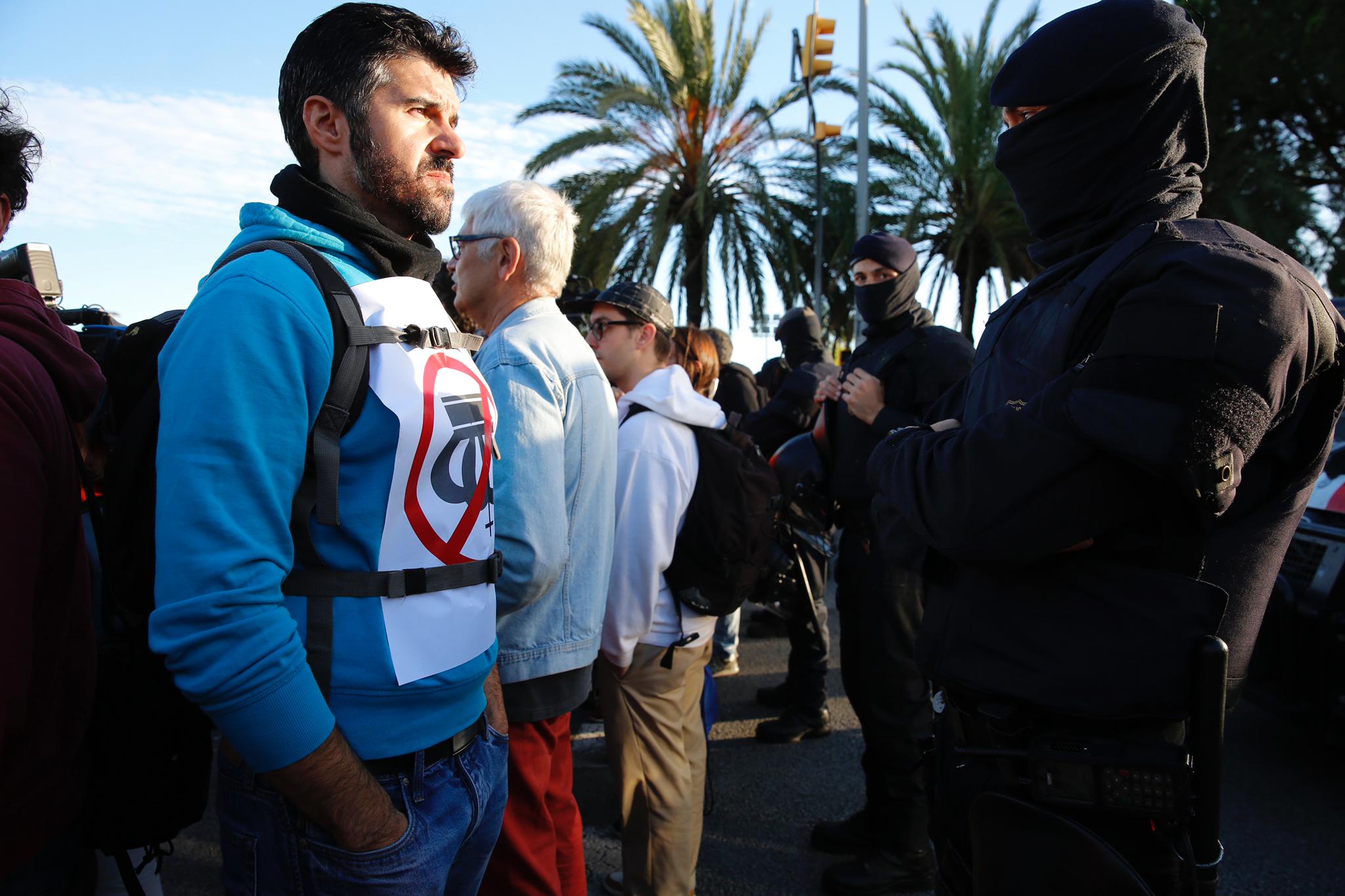 Els CDR ocupen la Diagonal per esperar Felip VI