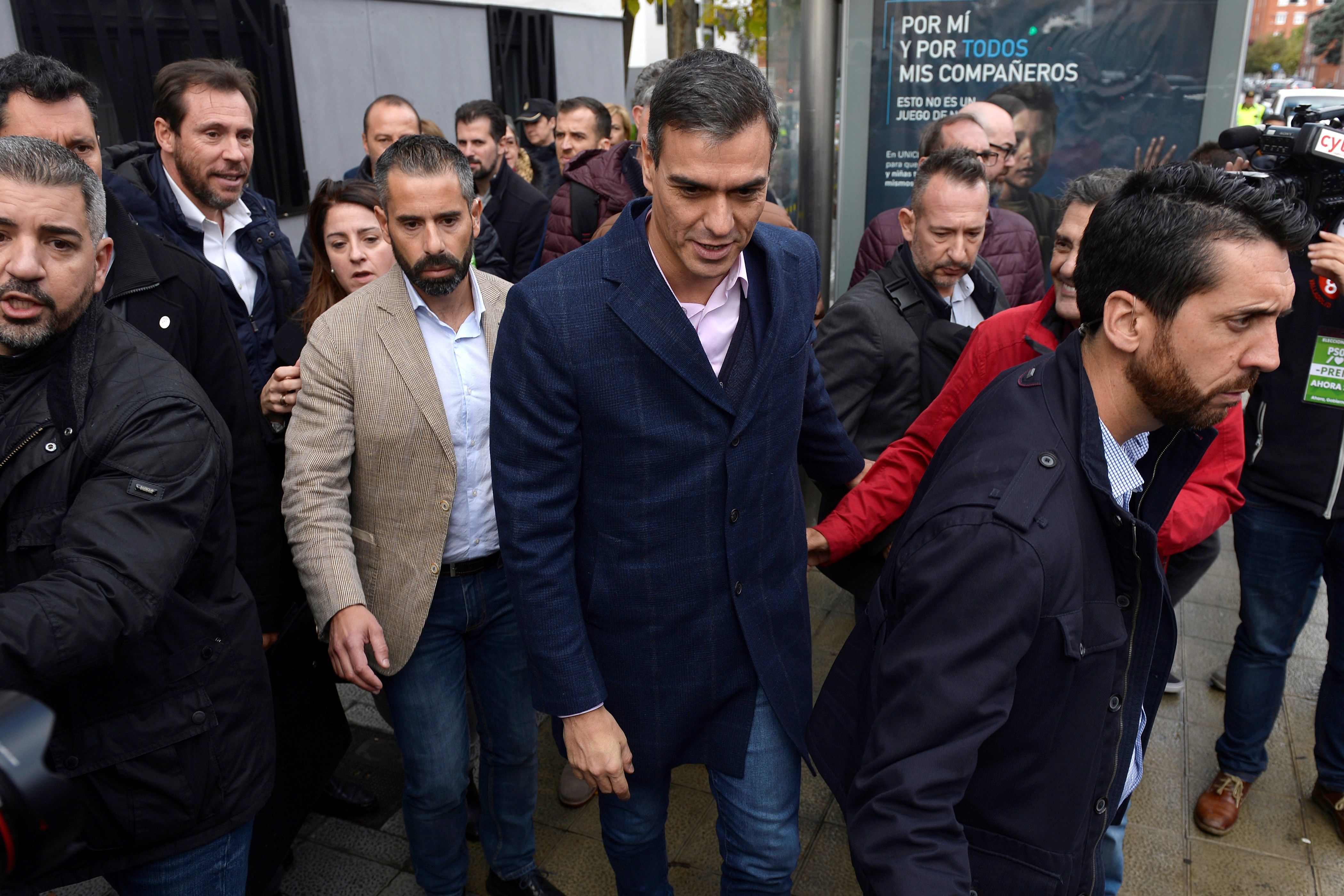 Sánchez reivindica ahora su control sobre la fiscalía para extraditar a Puigdemont