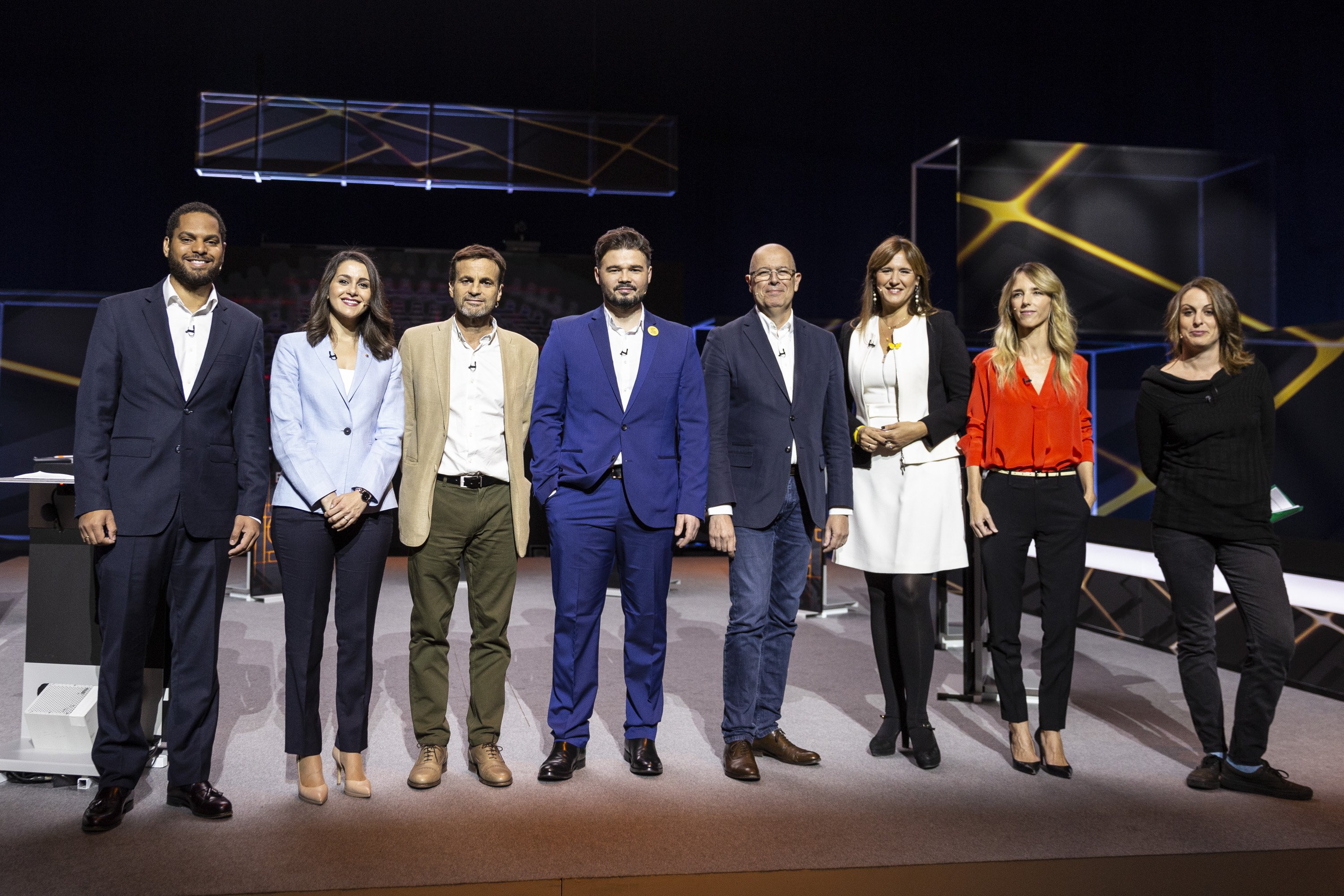 Los candidatos catalanes pasan el sábado en el cine, comiendo fuera y cuidando la salud