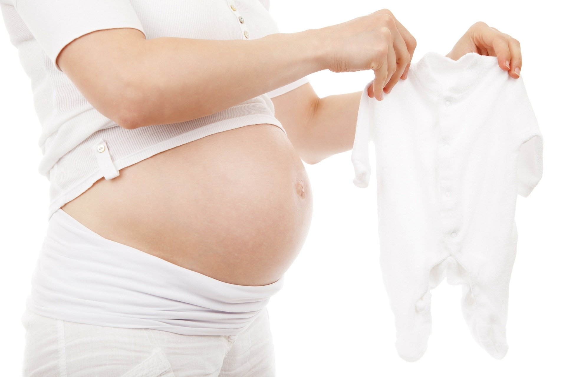 L'exposició prenatal a la contaminació s'associa amb trastorns com el TDAH i el TEA