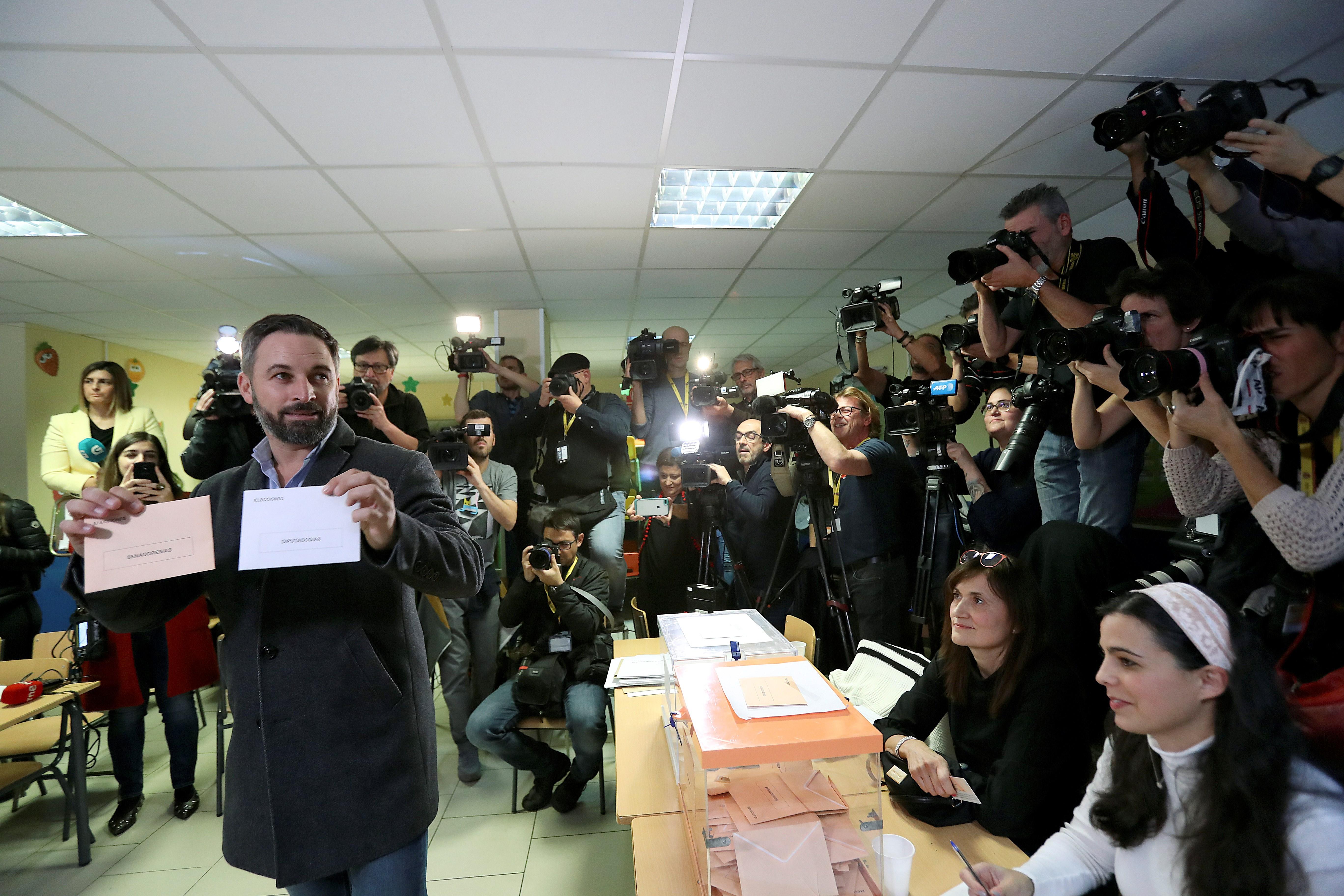 Abascal pide votar para "afianzar la unidad de España"