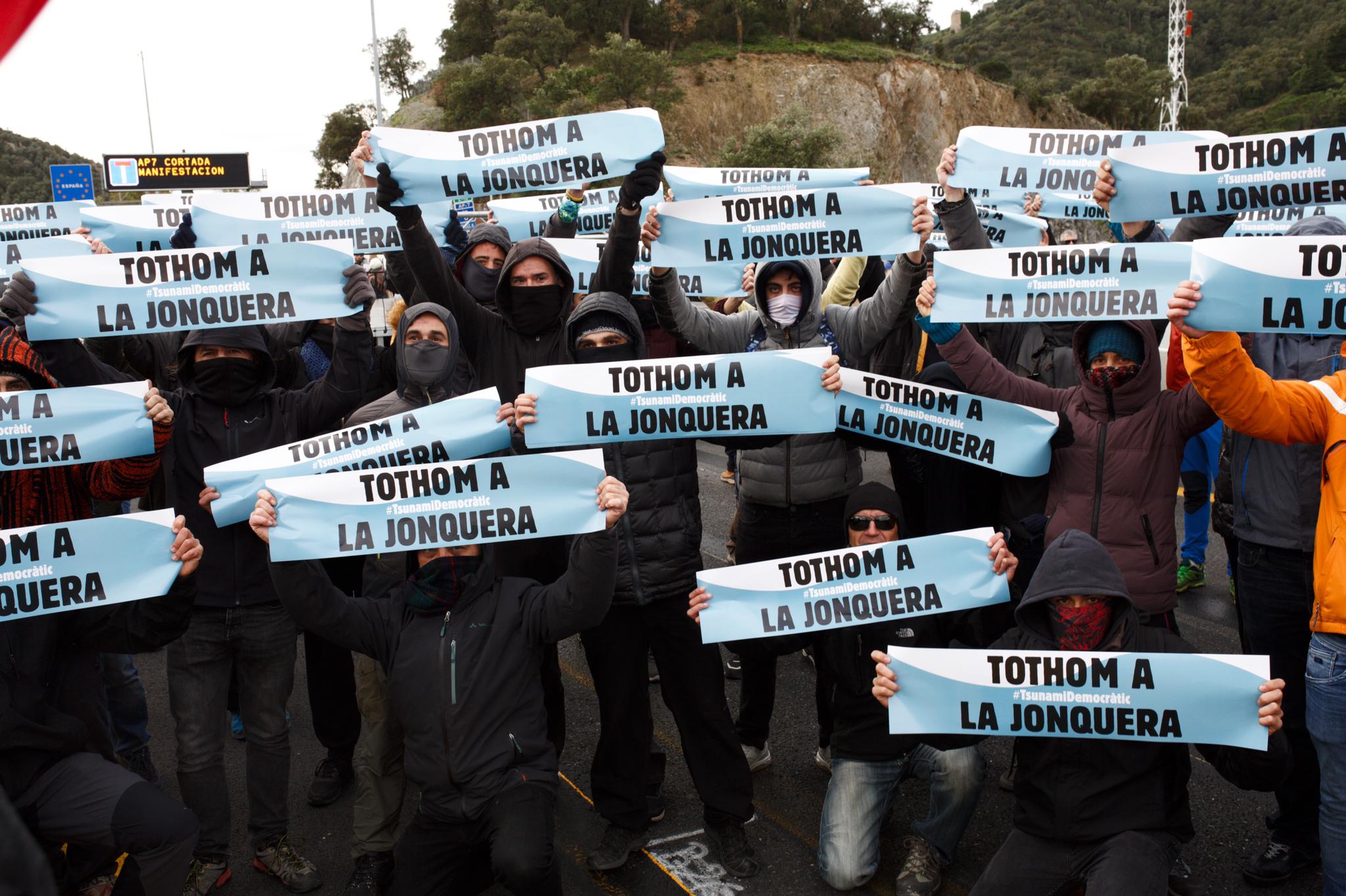 "Todos a la Jonquera", la convocatoria de tres días de Tsunami Democràtic