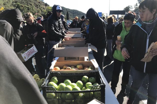 Tsunami corte|trozo Jonquera comida 2 Mireia Comas