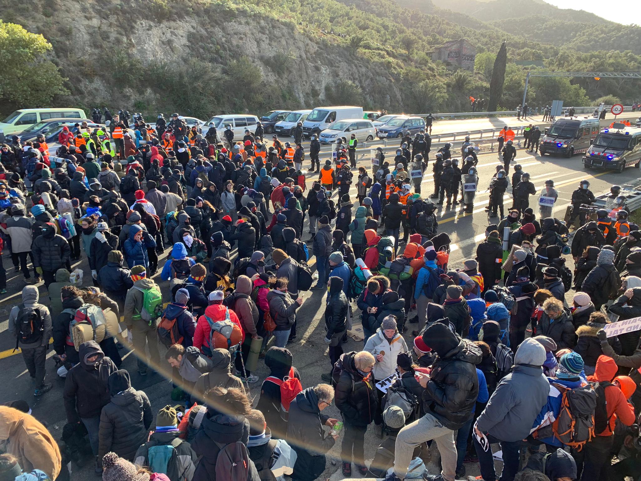 Detenciones por el corte de la Jonquera del Tsunami: no se presentaron al juzgado