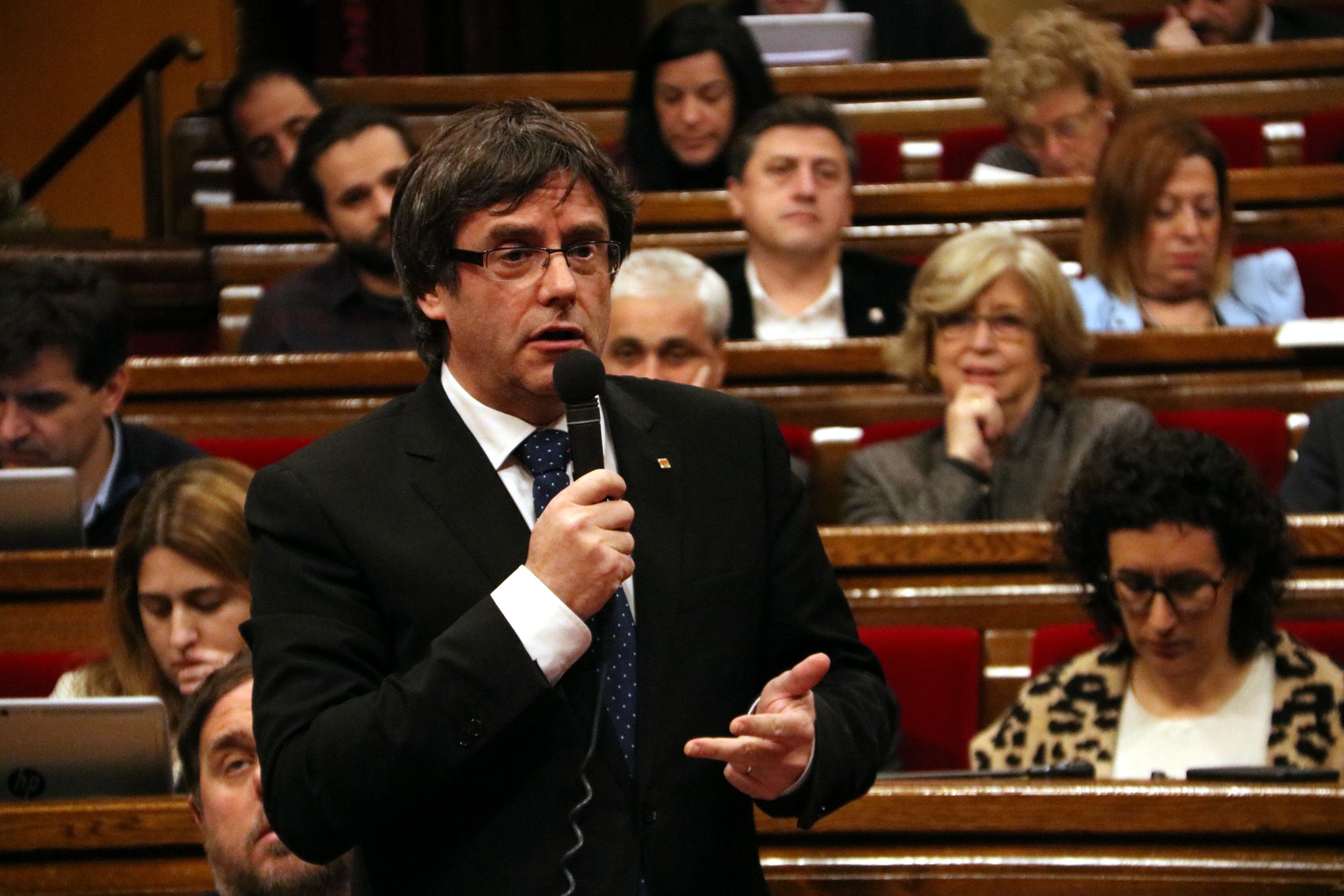 Puigdemont: "Jo em quedaré aquí fins al final i a fons"