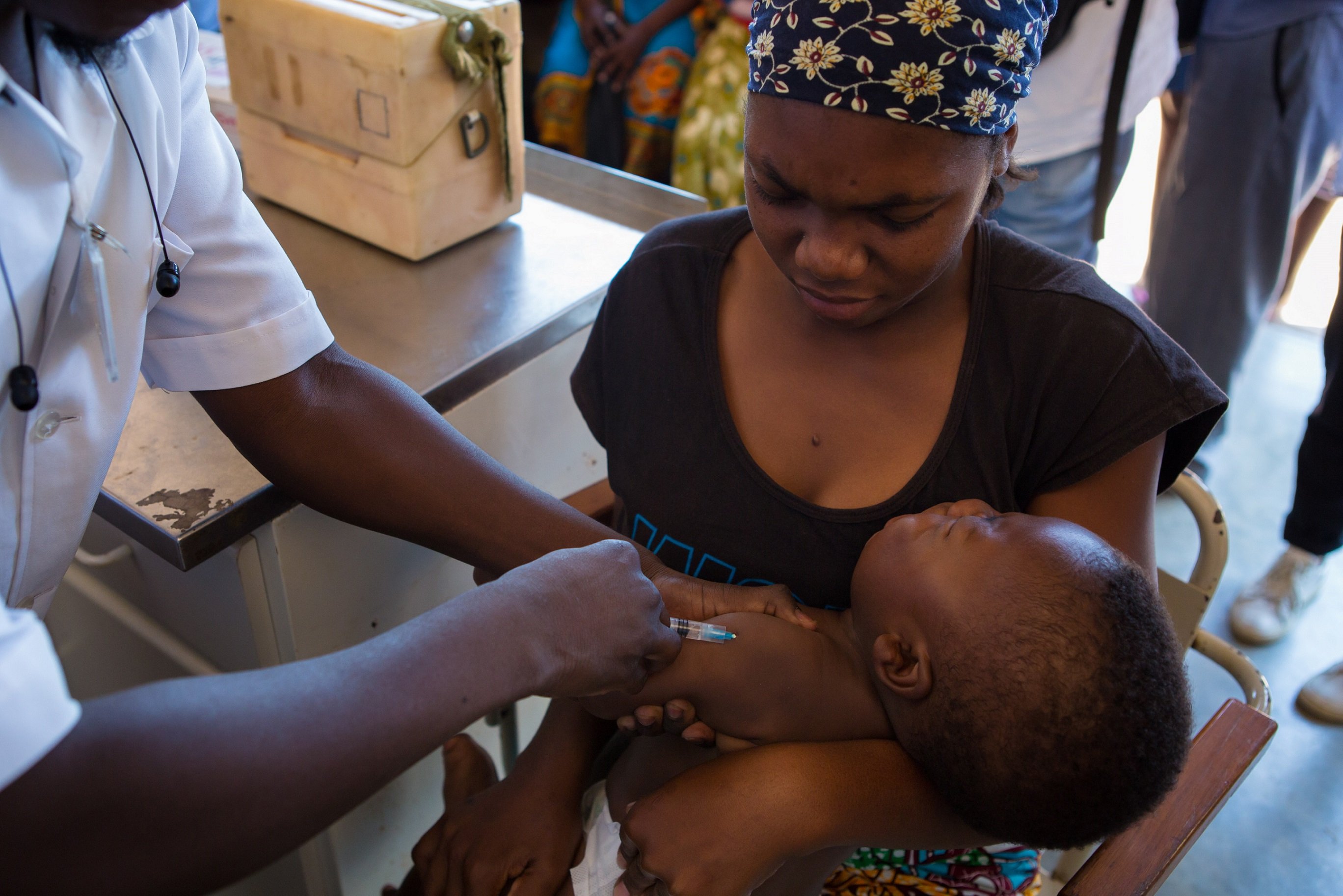 Un informe internacional reconoce la labor de Unicef y la Caixa contra la neumonía infantil