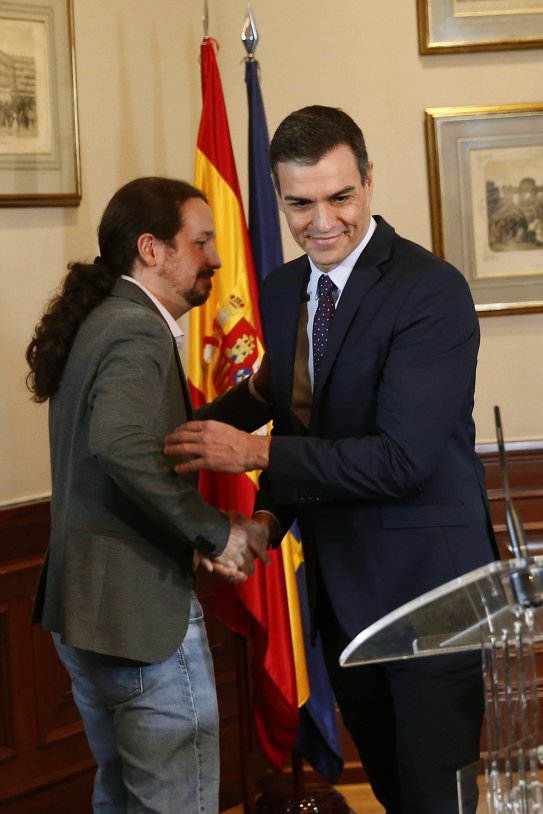 Pedro Sánchez Pablo Iglesias acord govern 2 EFE