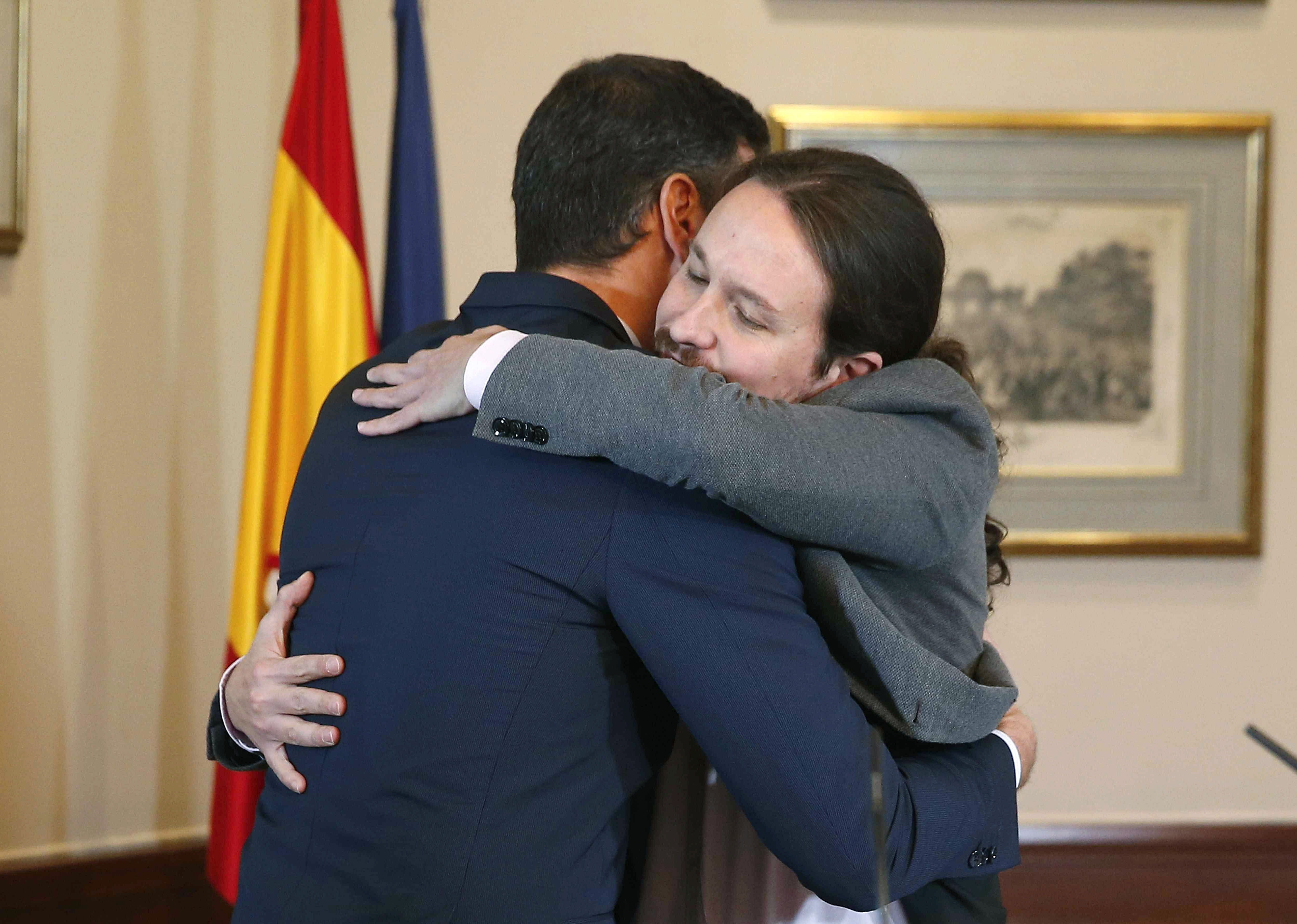 PSOE y Podemos firman un preacuerdo de coalición con Iglesias de vicepresidente