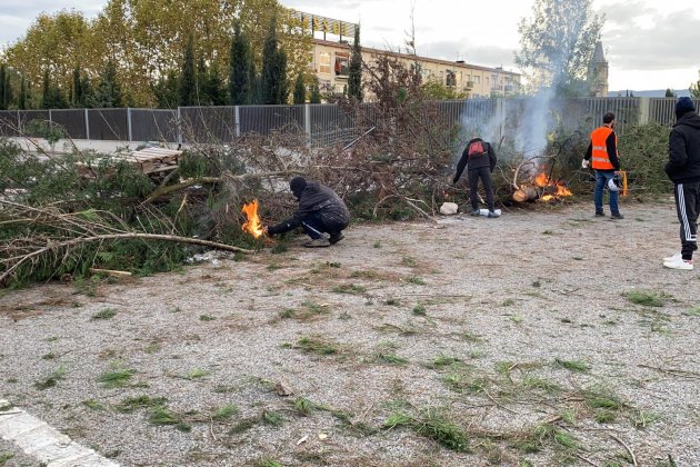 Tsunami tall AP 7 Girona barricada   Adrià Rovira