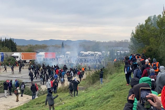 Mossos tall Tsunami Democràtic   Adrià Rovira